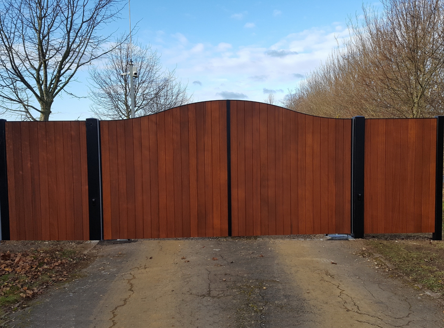 Steel Framed Iroko Hardwood Gates November 2017 Stortford Climate Autogates