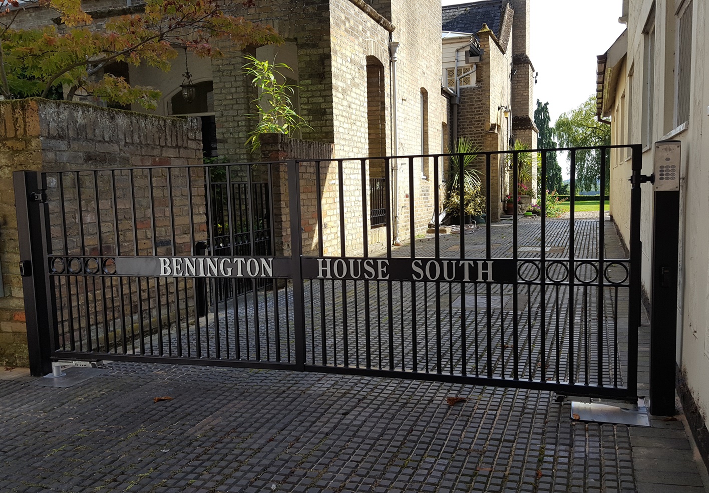 Sawston Design Automatic Gates Stevenage