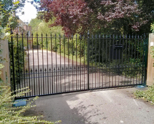 Abington Design Automatic Gates - August 2014 Cambridge