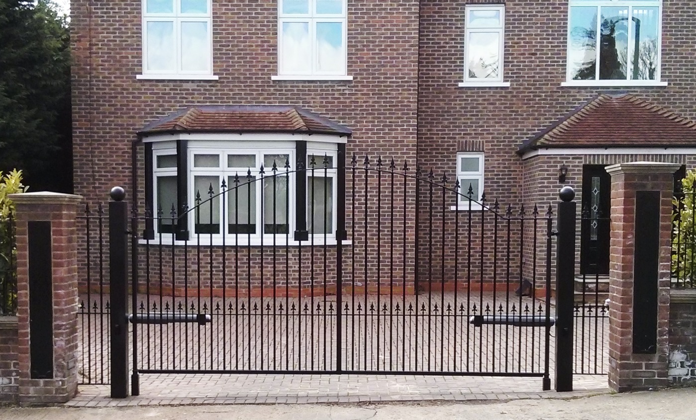 Steel Wrought Iron Style Automatic Gates - March 2014 Loughton