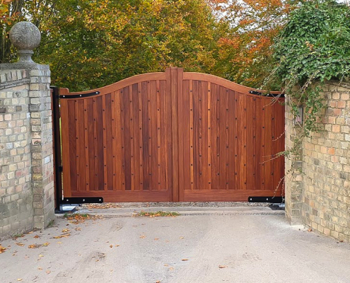 Shotley Design Automatic Gates - November 2021 Duxford