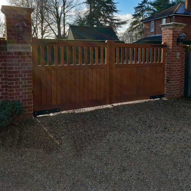 Aldeburgh Flat Design Automatic Gates December 2021 Royston Climate