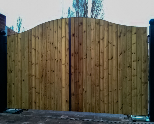 Linton Design Automatic Gates - January 2014 Chelmsford
