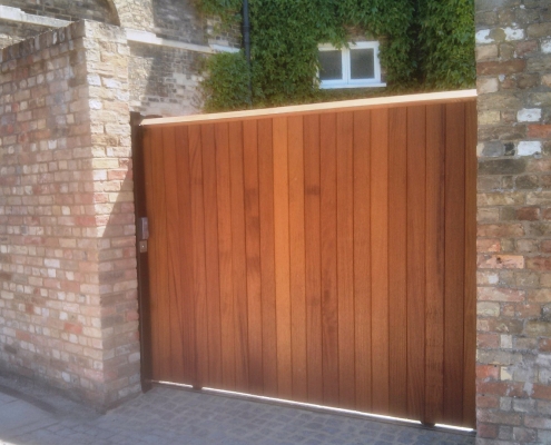 Steel Framed Automatic Sliding Gate - May 2013 Cambridge