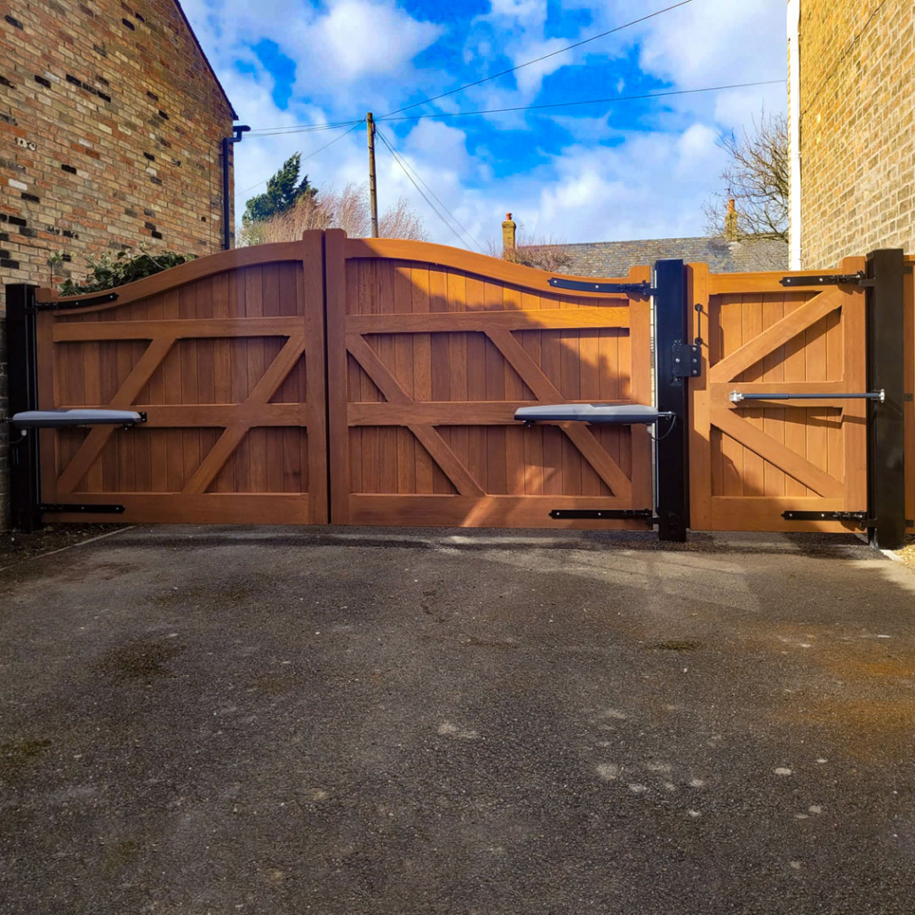 Needham Design Automatic Gates - March 2023 Cottenham, Cambridgshire ...
